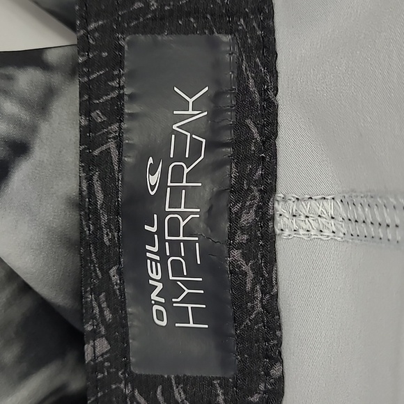 O'NEILL Hyperfreak SZ 25 Board Shorts Swim Surf Purple, Blue, Black & White - Picture 4 of 8